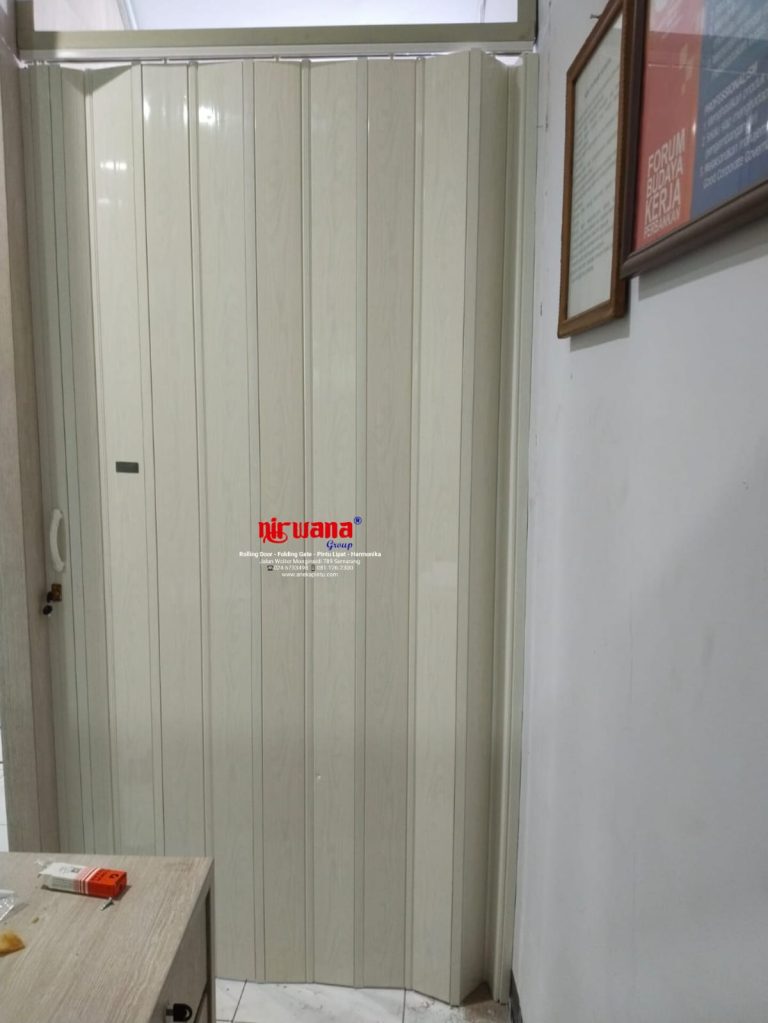 Nirwana Group telah menyelesaikan Pemasangan Folding Door PVC di Kendal, Semarang Jawa Tengah