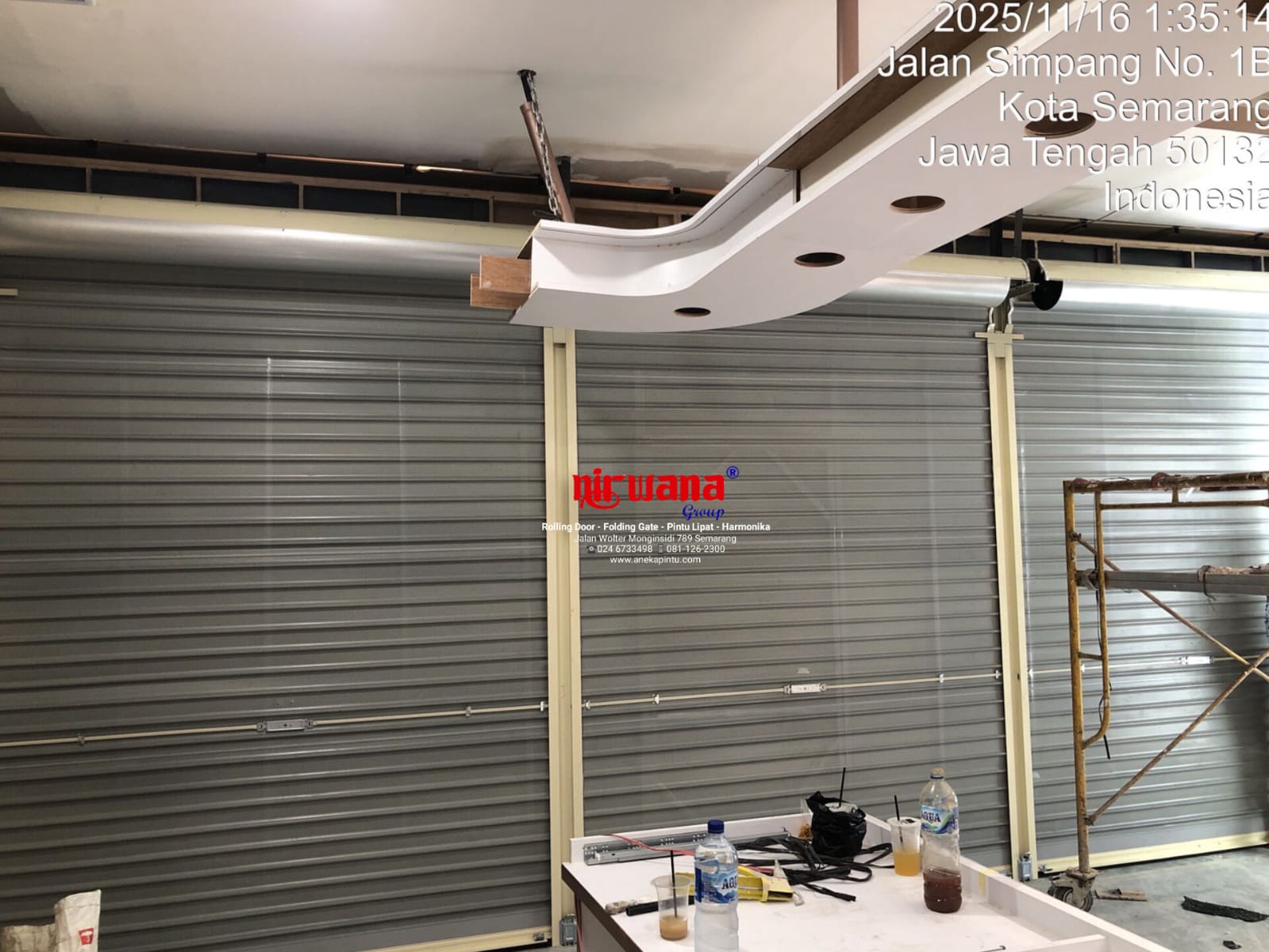 Nirwana Group telah menyelesaikan Pemasangan Pintu Rolling Door One Sheet Full Perforated di Kawasan Tenant Bunga Tanjung DP Mall kota Semarang Jawa Tengah
